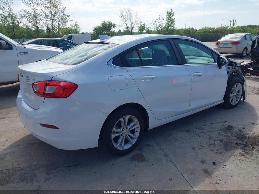 2019 CHEVROLET CRUZE auction photo 4