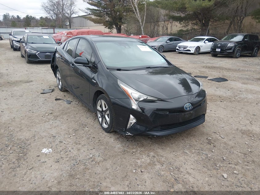 2017 TOYOTA PRIUS THREE TOURING