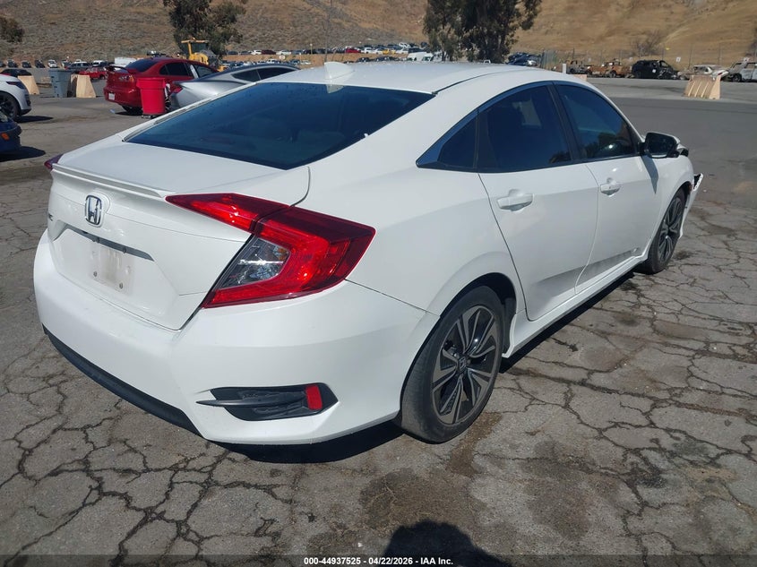2017 HONDA CIVIC auction photo 4
