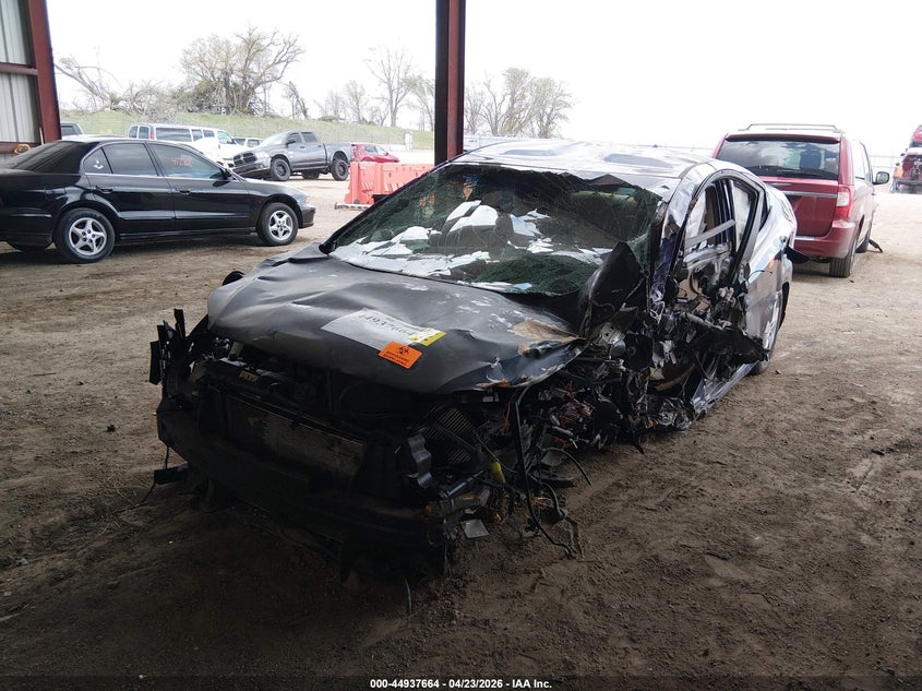 2013 HYUNDAI ELANTRA auction photo 6