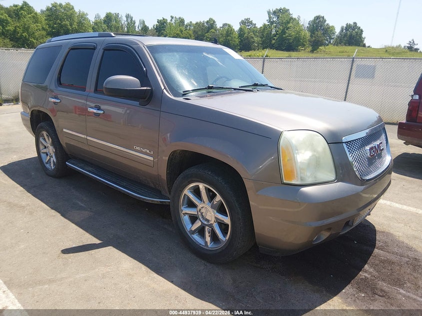2011 GMC YUKON DENALI