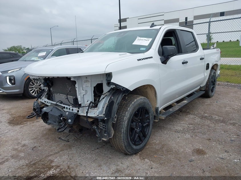 2024 CHEVROLET SILVERADO 1500 auction photo 2