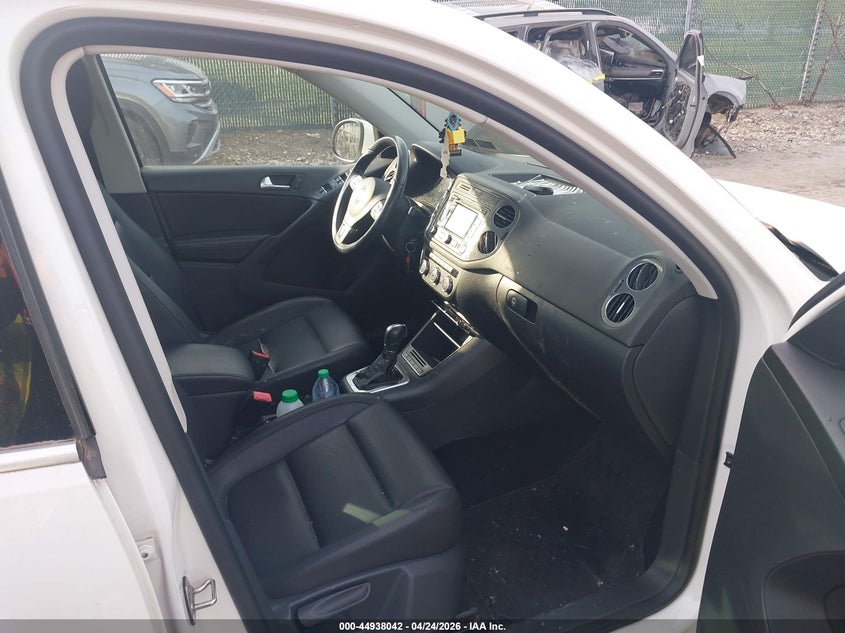 2013 Volkswagen Tiguan S/Se/Sel