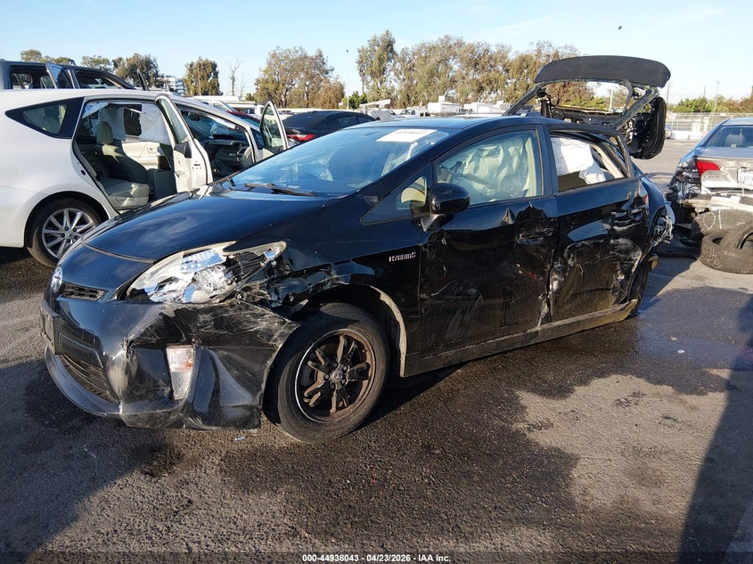 2013 Toyota Prius Three JTDKN3DU6D5688183 photo 1