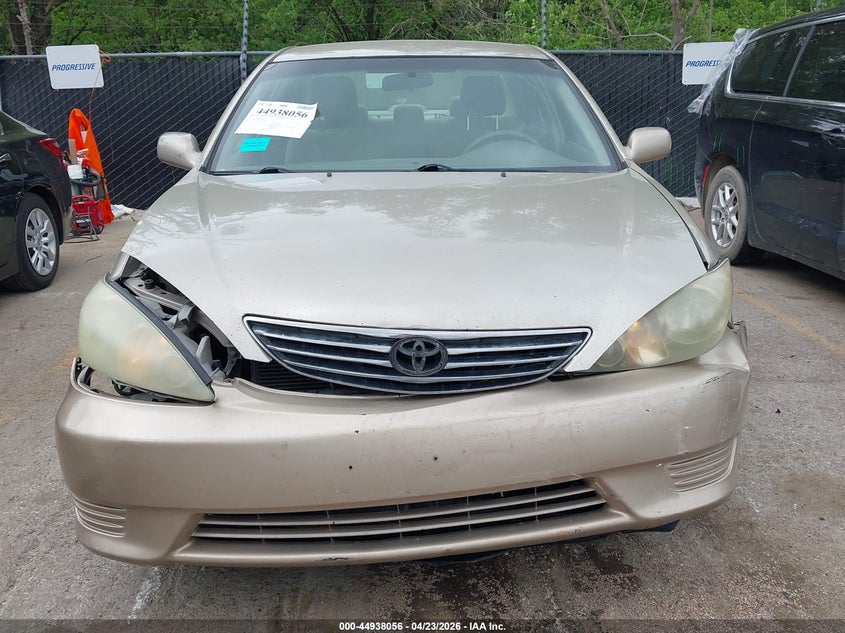 2005 Toyota Camry Le VIN: 4T1BE32K75U947946 Lot: 44938056