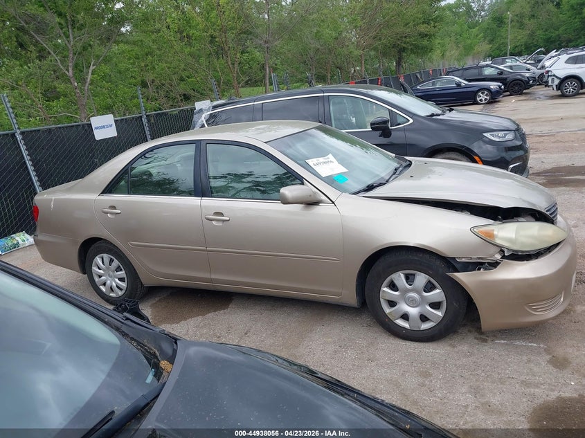 2005 Toyota Camry Le VIN: 4T1BE32K75U947946 Lot: 44938056