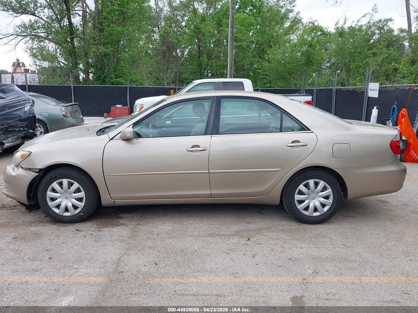 2005 Toyota Camry Le VIN: 4T1BE32K75U947946 Lot: 44938056