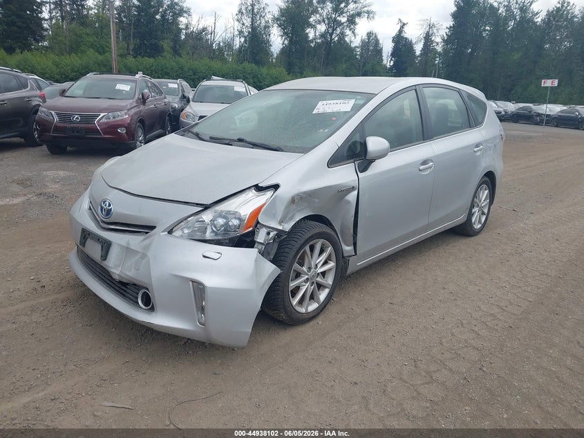 Vin: jtdzn3eu4d3226200, lot: 45435491, toyota prius v five 20132