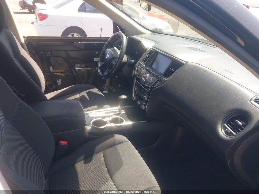 2017 Nissan Pathfinder S