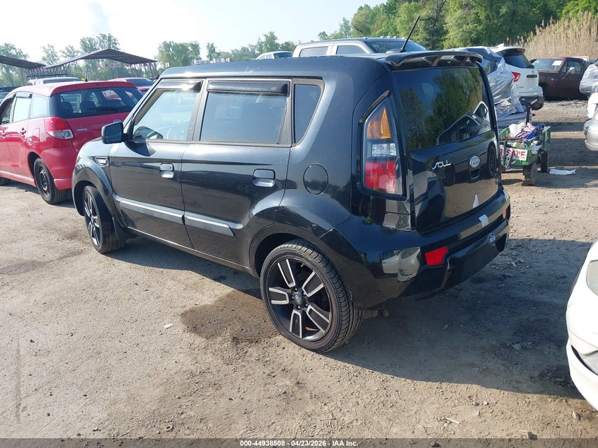 2010 Kia Soul +
