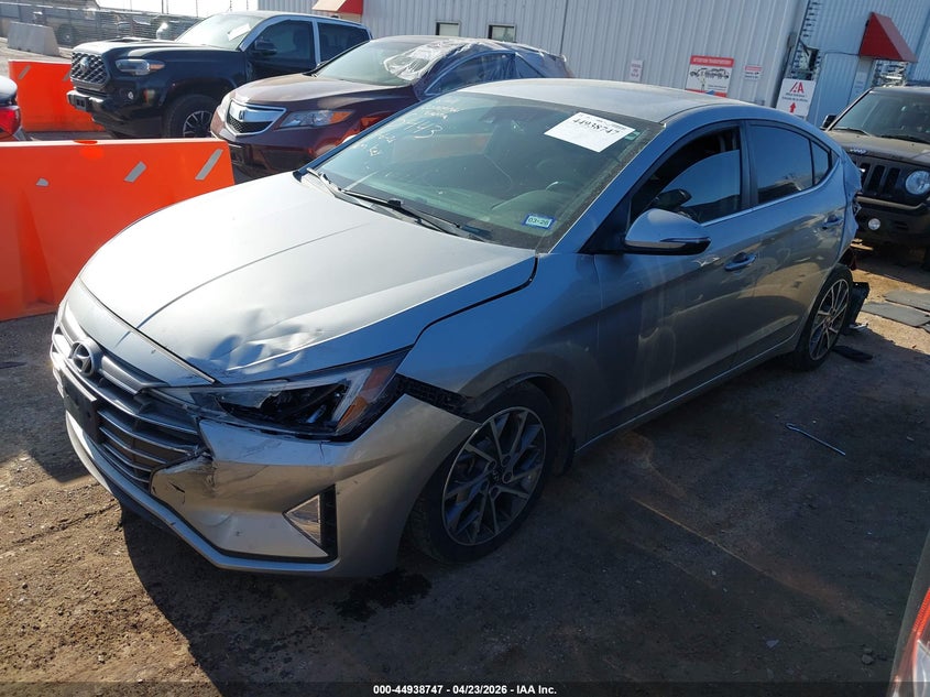 2020 HYUNDAI ELANTRA auction photo 2