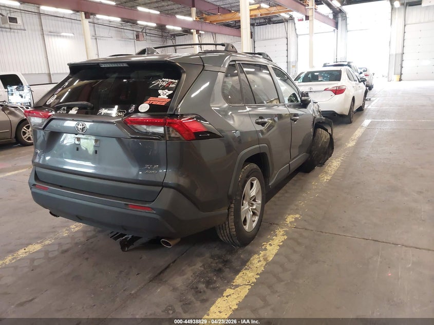 2019 TOYOTA RAV4 auction photo 4