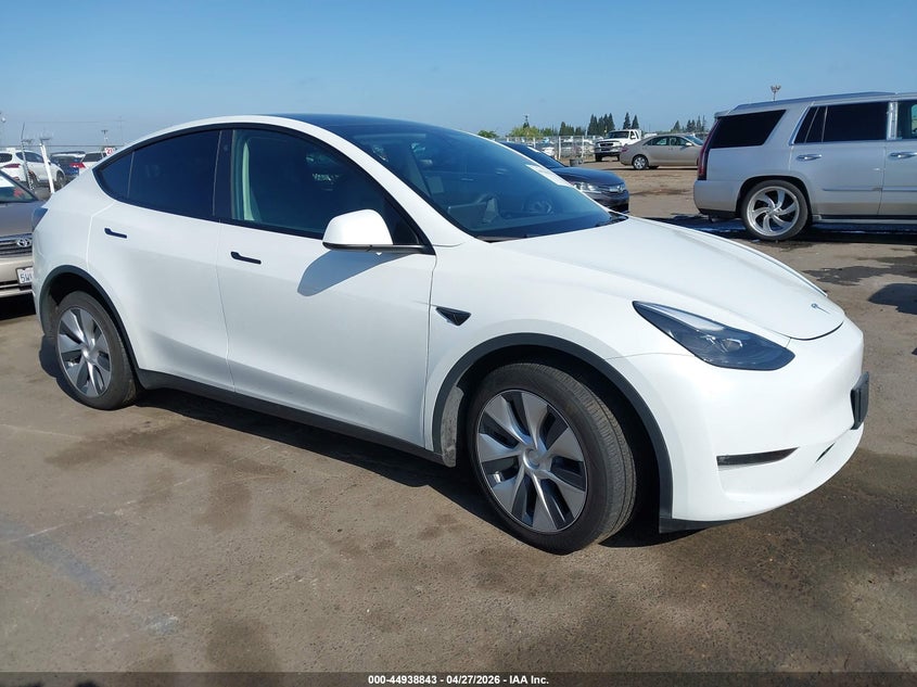 Vin: 7saygaee7pf630721, lot: 45436232, tesla model y awd/long range dual motor all-wheel drive 2023 img_1
