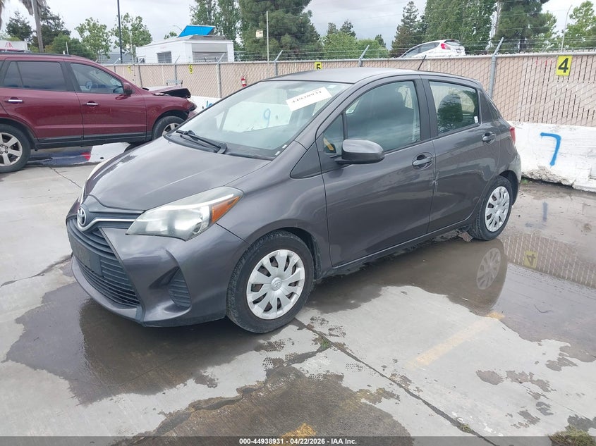2015 Toyota Yaris L