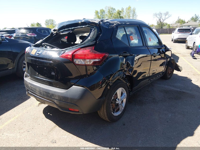 2018 NISSAN KICKS auction photo 4