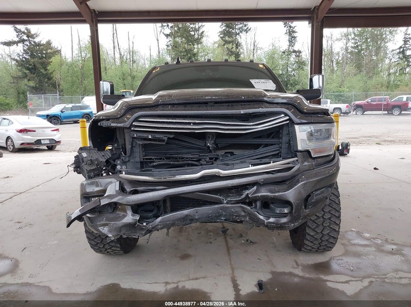2019 Ram 3500 Ram Laramie 4X4 6'4 Box grey Lot 111044938977 Vin 3C63R3ML6KG552617