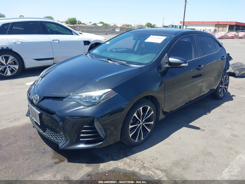 5YFBURHE1HP654962 2017 TOYOTA COROLLA SE photo 1