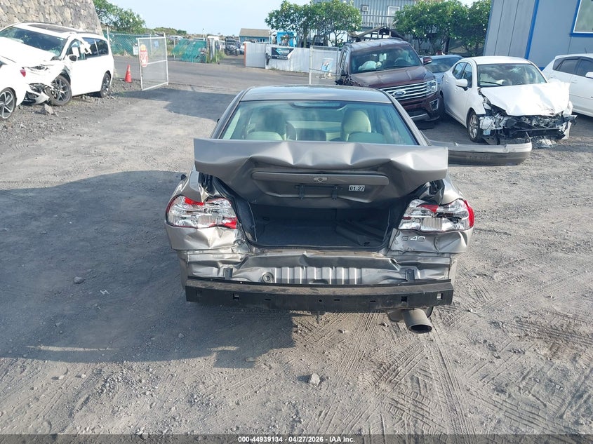 2004 VOLVO S40 auction photo 6