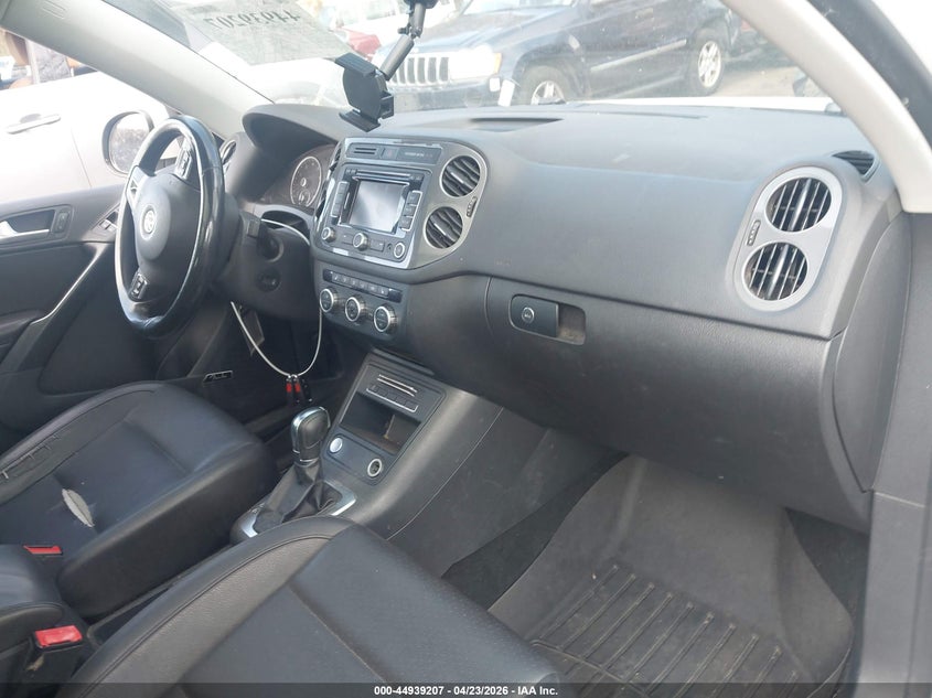 2014 Volkswagen Tiguan Sel