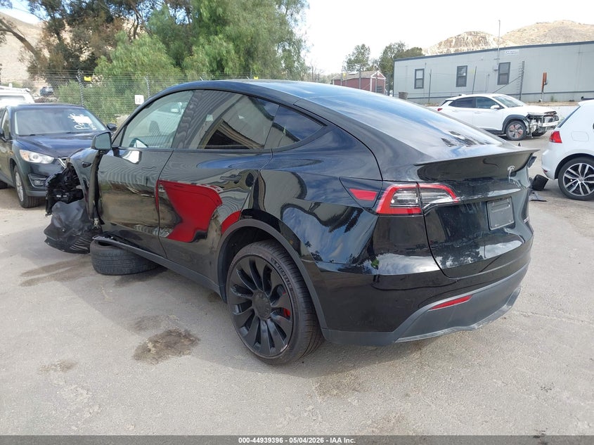 2023 TESLA MODEL Y ELECTRIC(VIN: 7SAYGDEF1PF766563