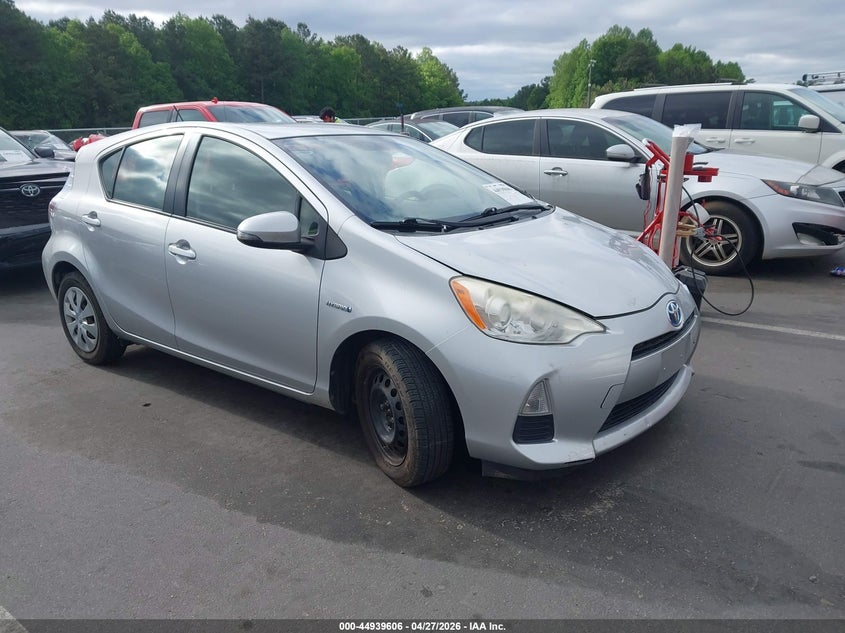 2013 TOYOTA PRIUS C TWO