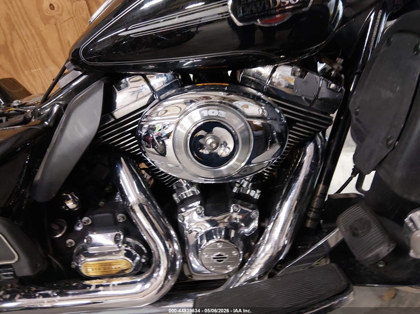 2013 Harley-Davidson Flhtcu Ultra Classic Electra Gld VIN: 1HD1FCM10DB610562 Lot: 44939634