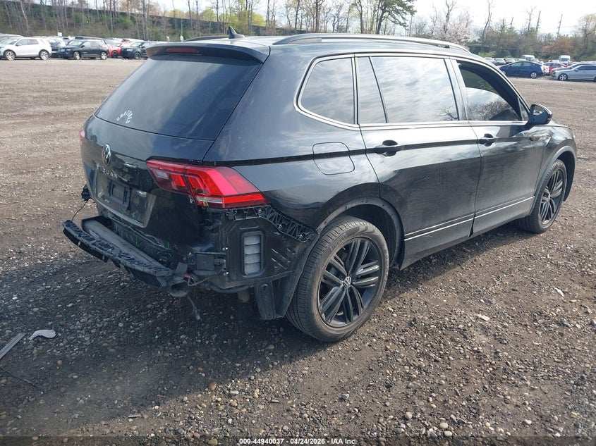 2022 VOLKSWAGEN TIGUAN auction photo 4