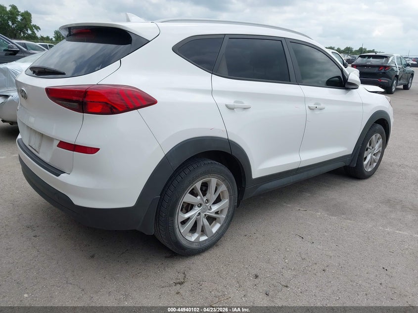 VIN KM8J33A46LU206141 2020 HYUNDAI TUCSON VALUE