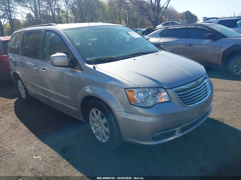 2015 Chrysler Town & Country Touring