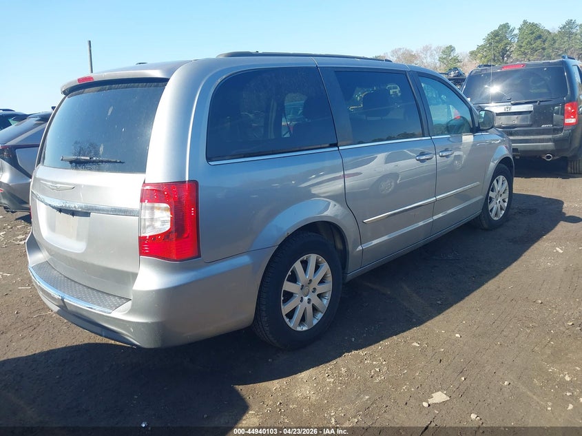 2015 Chrysler Town & Country Touring