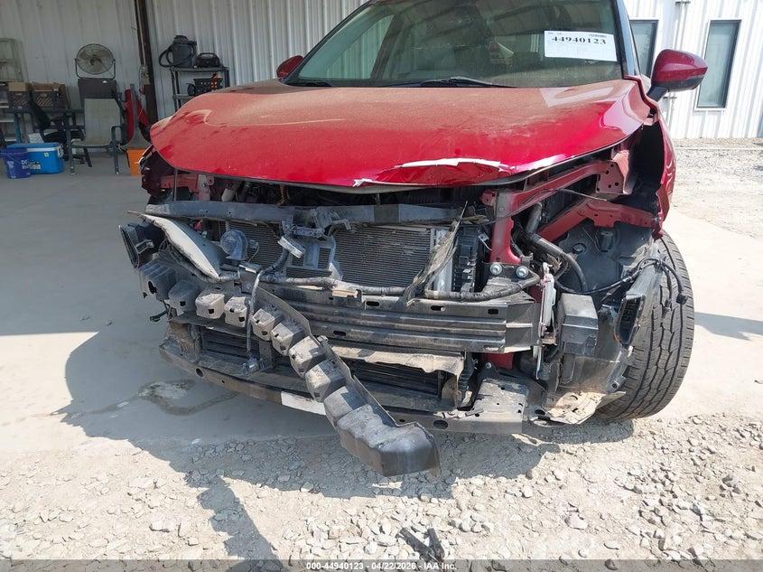 VIN 5N1AT3BA1MC808764 2021 NISSAN ROGUE SV FWD