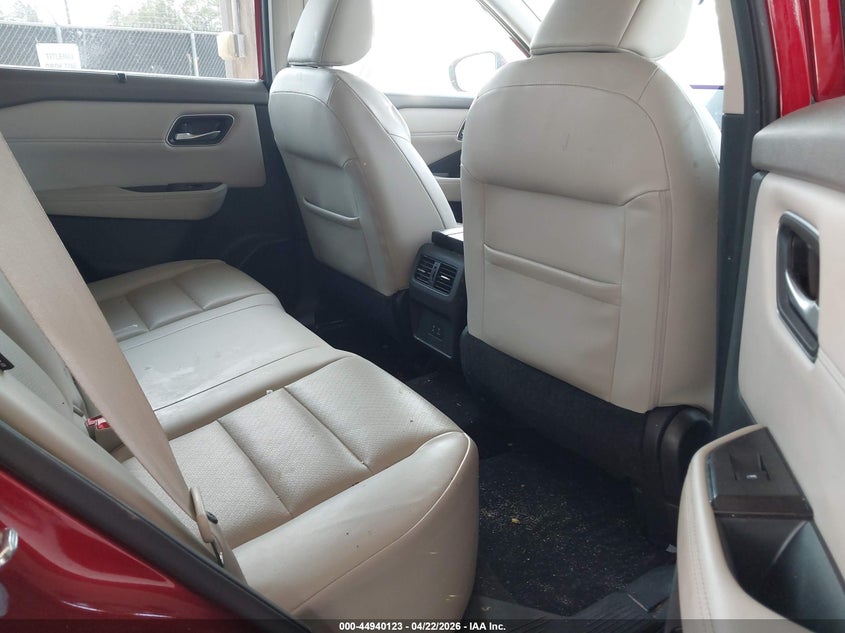 VIN 5N1AT3BA1MC808764 2021 NISSAN ROGUE SV FWD