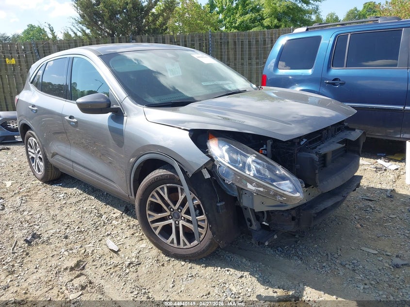 FORD ESCAPE 2022. Lot# 44940149. VIN 1FMCU0H61NUA65705. Photo 1