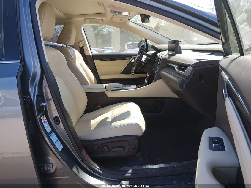 2020 LEXUS RX 450HL auction photo 5