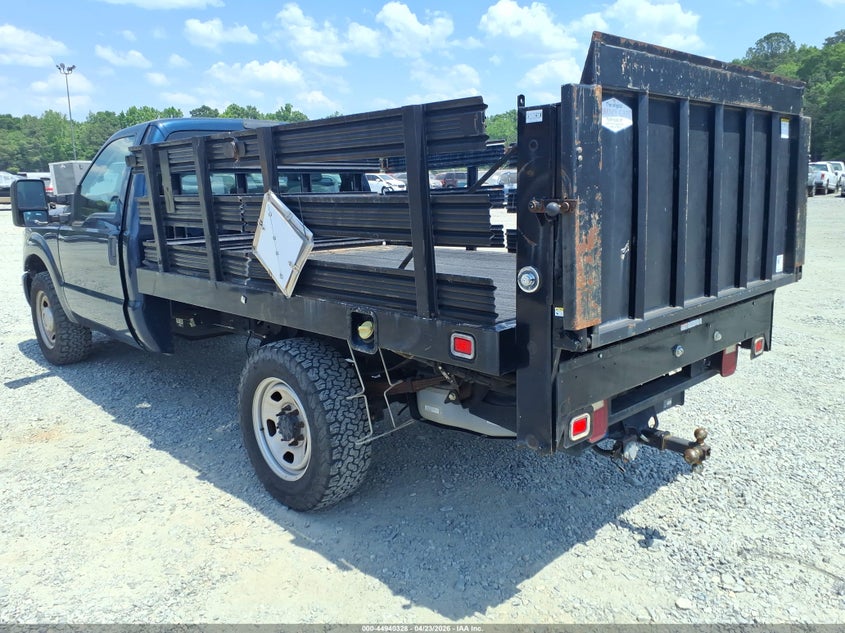 2016 Ford F-350 Chassis Xl