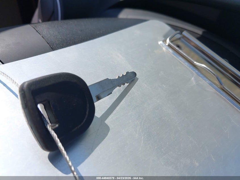 2011 Mazda Mazda3 I Touring VIN: JM1BL1VF8B1494463 Lot: 44940379