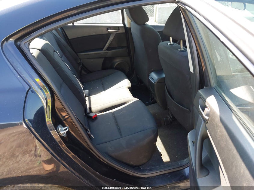 2011 Mazda Mazda3 I Touring VIN: JM1BL1VF8B1494463 Lot: 44940379