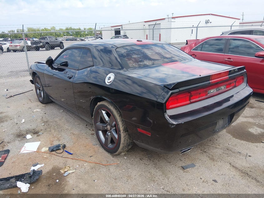 2C3CDYAG4CH268873 2012 Dodge Challenger 3.6 Sxt black
