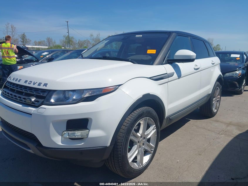Vin: salvp2bg9fh963246, lot: 45437877, land rover range rover evoque pure 20152