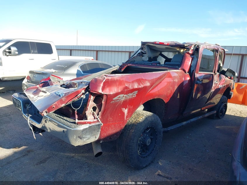 Vin: 3c6ur5cl9jg342402, lot: 45437912, ram 2500 tradesman  4x4 6'4 box 20184