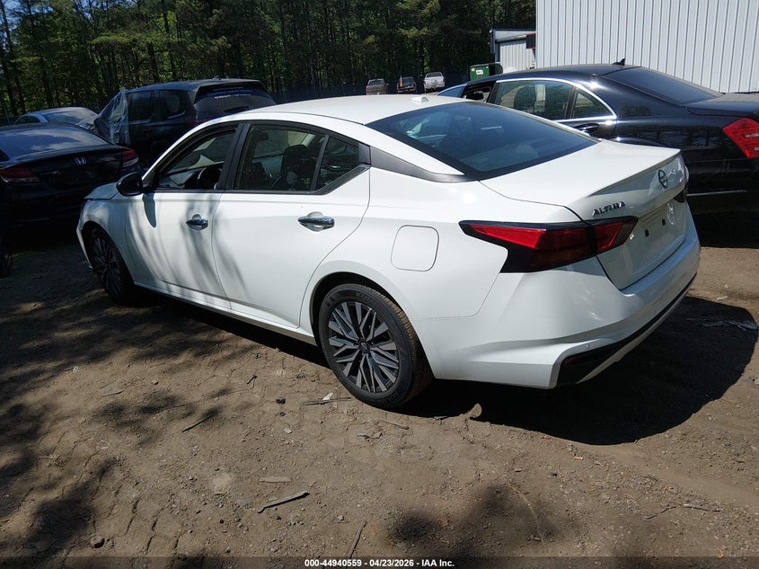 2025 Nissan Altima Sv Fwd