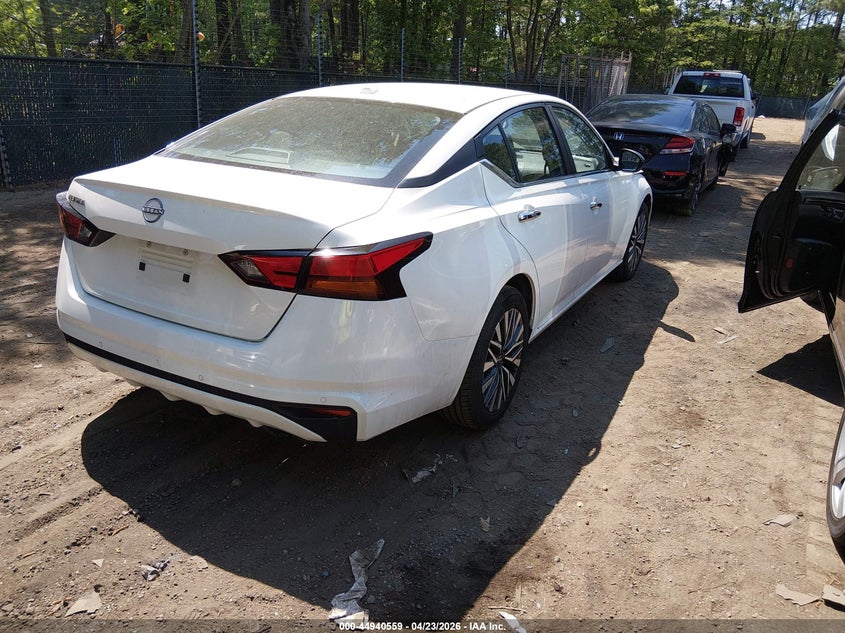 2025 Nissan Altima Sv Fwd