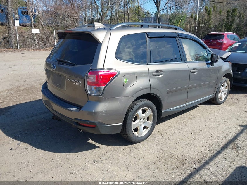 Vin: jf2sjawc9hh472130, lot: 45437986, subaru forester 2.5i touring 20174