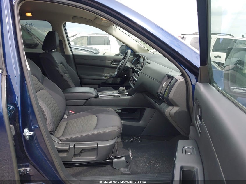 2025 Nissan Pathfinder Sv Fwd