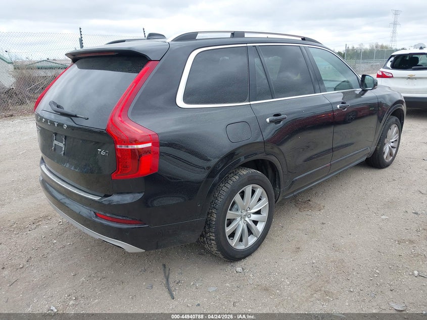 2016 Volvo Xc90 T6 Momentum