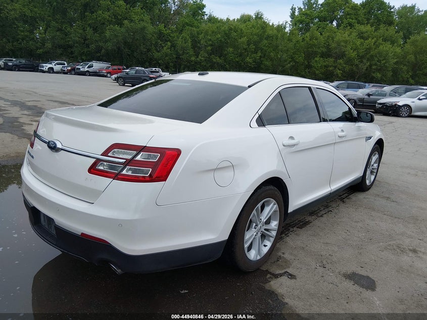 Vin: 1fahp2e8xgg144025, lot: 45438242, ford taurus sel 20164