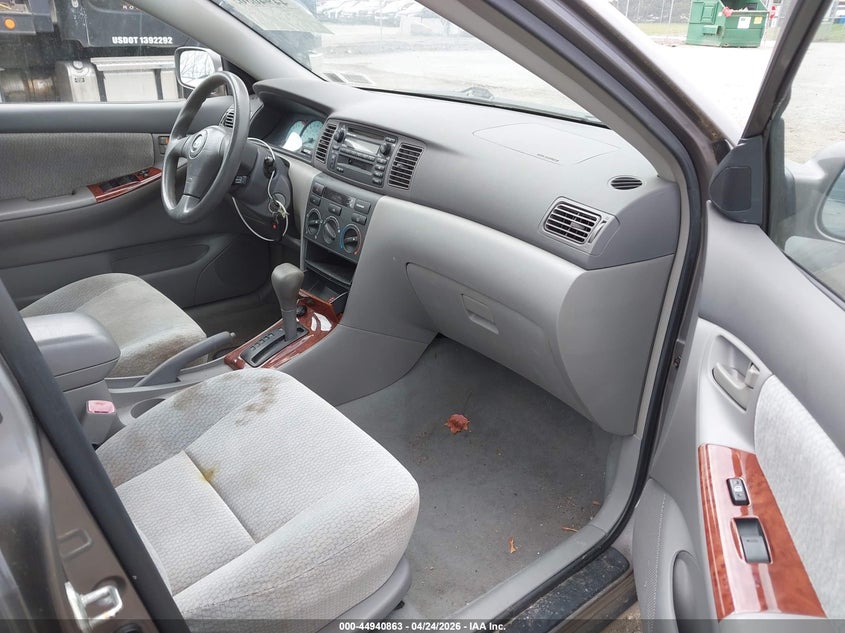 2004 Toyota Corolla Le
