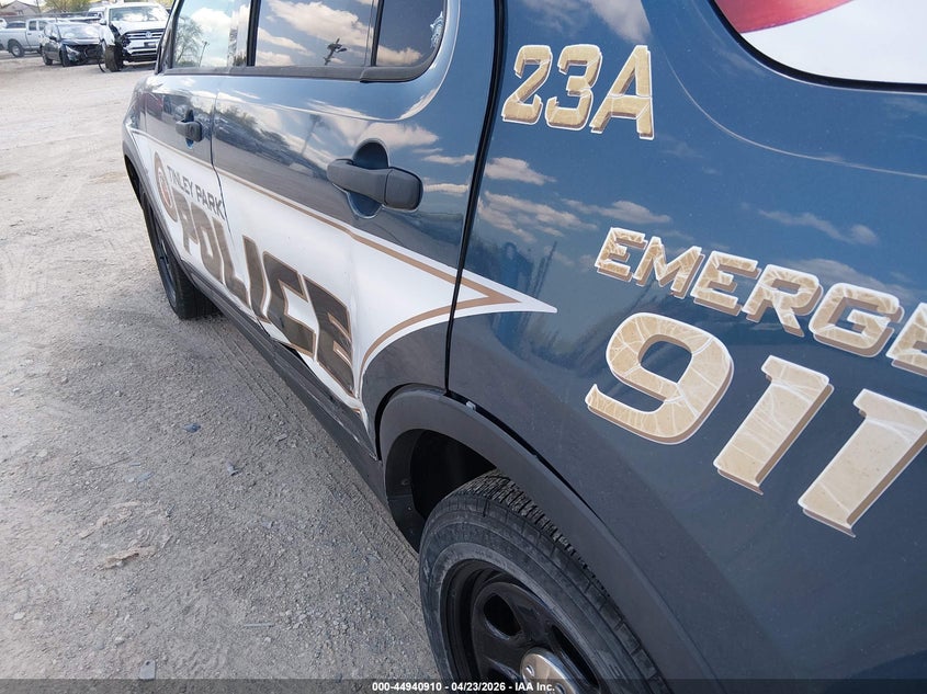 2016 Ford Police Interceptor VIN: 1FM5K8AR2GGA47104 Lot: 44940910