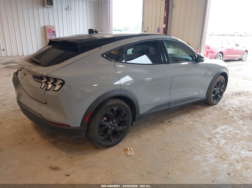 Vin: 3fmtk1su2rma14517, lot: 45438357, ford mustang mach-e select 20244