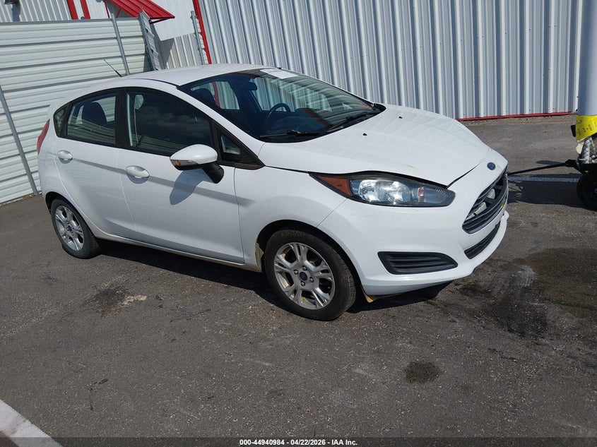 2015 FORD FIESTA SE
